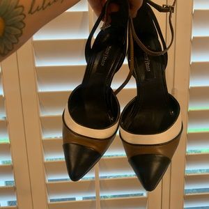 White House black market size 7